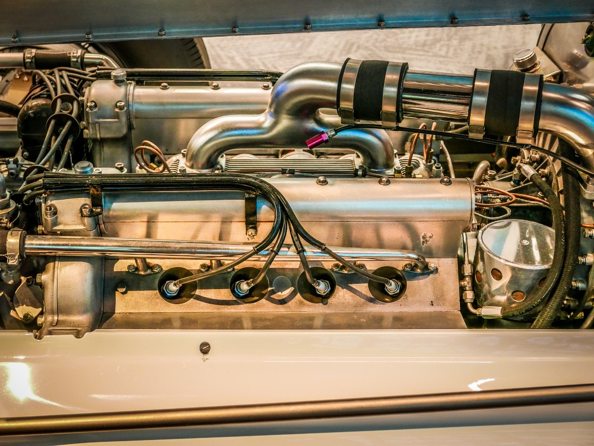 130.jpg - SUPERCHARGED DOHC.