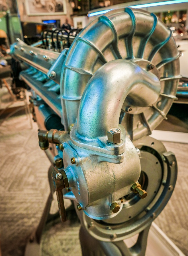 285.jpg - MORE OF THE SAME BUT DIFFERENT.