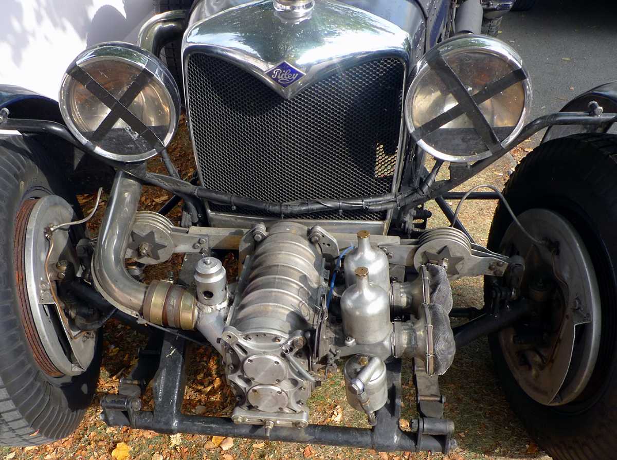 L1010661.JPG - A Roots-blower equipped Riley prepped for the pre-war sports car race.