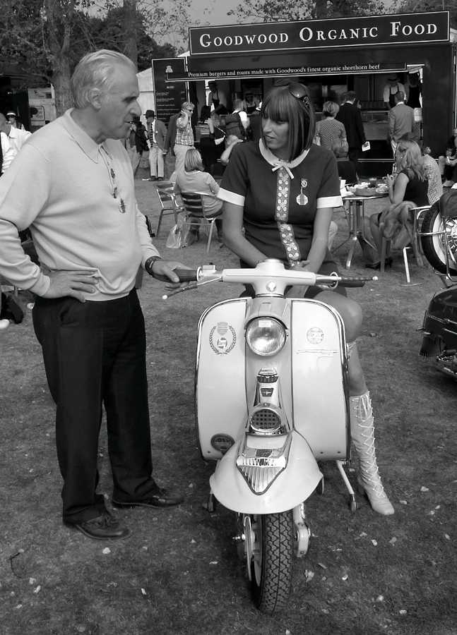 L1010756.JPG - Organic food? Shouldn't that be burgers and egg creams?