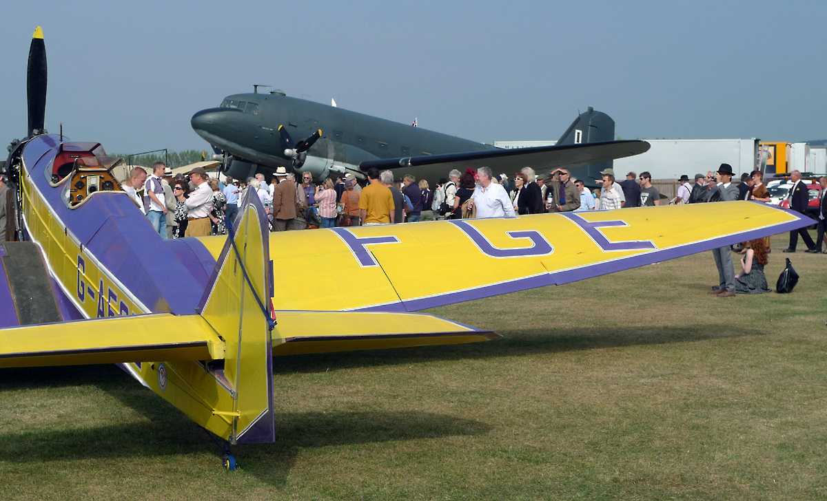 L1010901.JPG - On the ground was a collection of significant aircraft, here a German trainer and the ubiquitous DC-3.